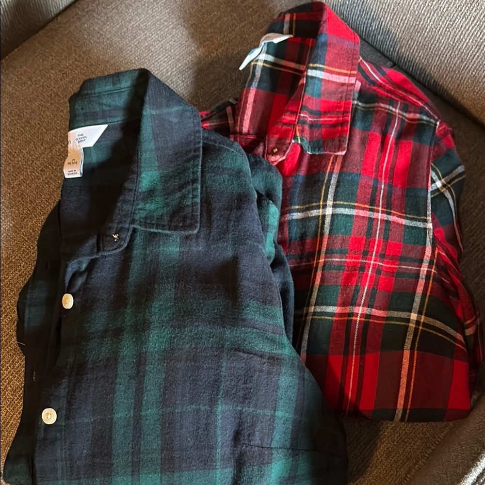 Old Navy Casual Button Down Shirts Green and Red
